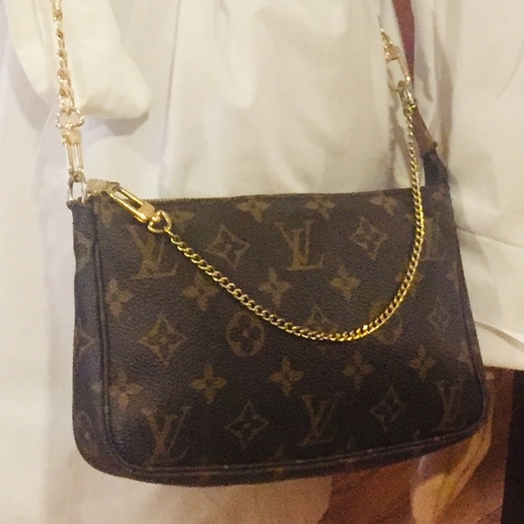 ❌❌SOLD❌❌ 💙AUTH💯LV POCHETTE SOLD OUT@LV FAB💙 - Picture 13 of 14